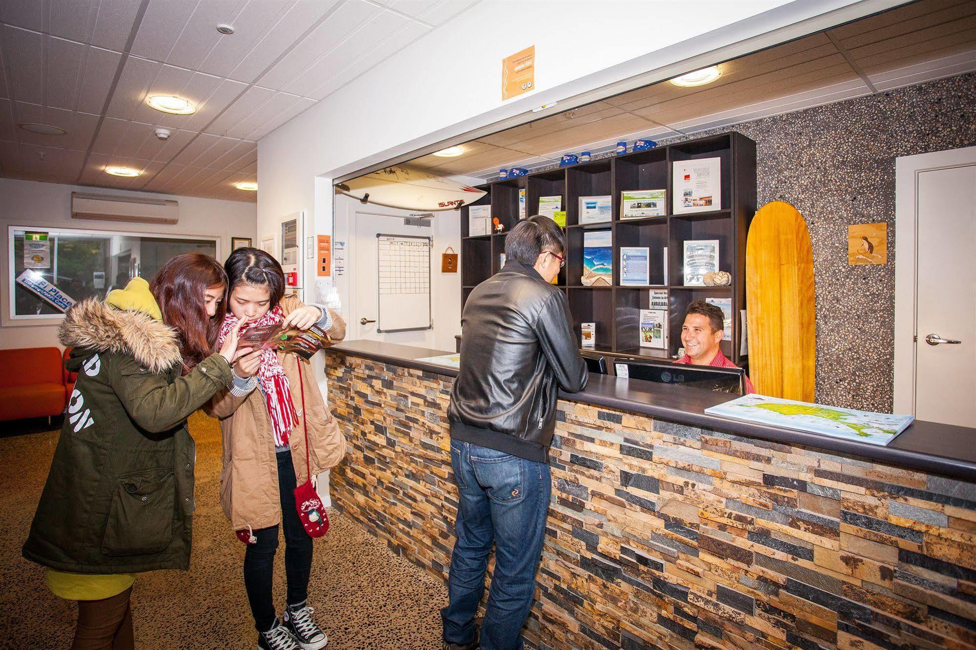 ดิ ไอส์แลนด์ แอคคอมโมเดชั่น Hostel Newhaven ภายนอก รูปภาพ