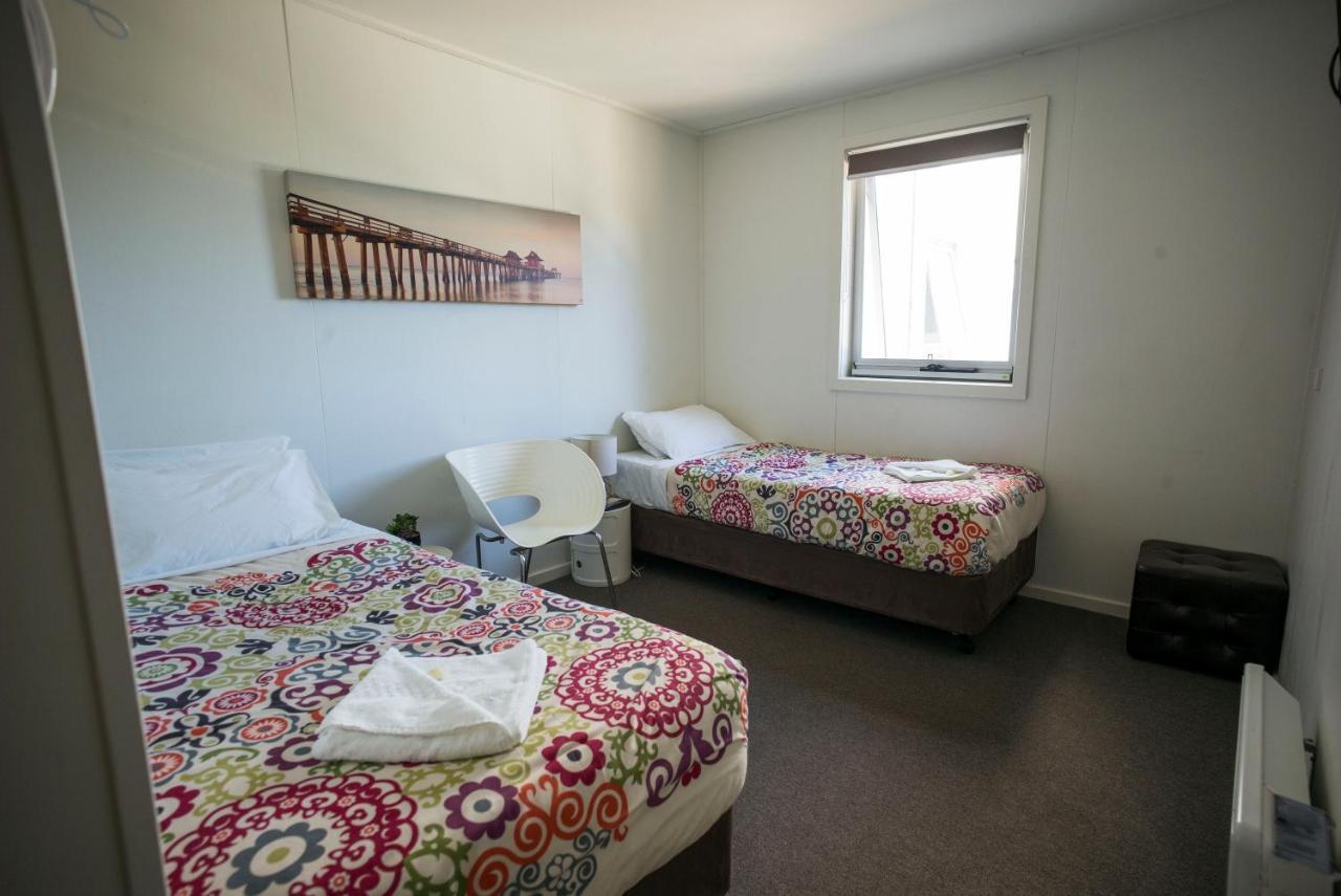 ดิ ไอส์แลนด์ แอคคอมโมเดชั่น Hostel Newhaven ภายนอก รูปภาพ